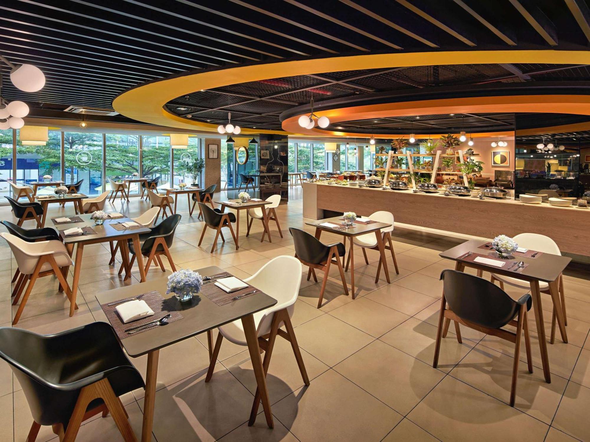 Novotel Living Saigon South Ho Chi Minh-Byen Eksteriør billede