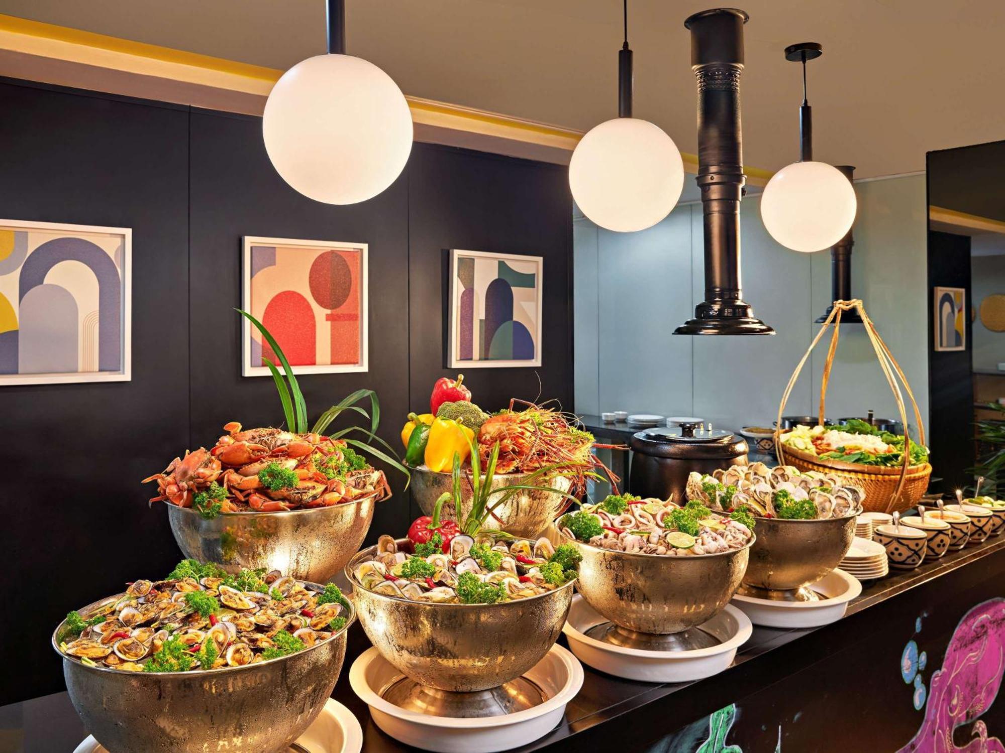 Novotel Living Saigon South Ho Chi Minh-Byen Eksteriør billede