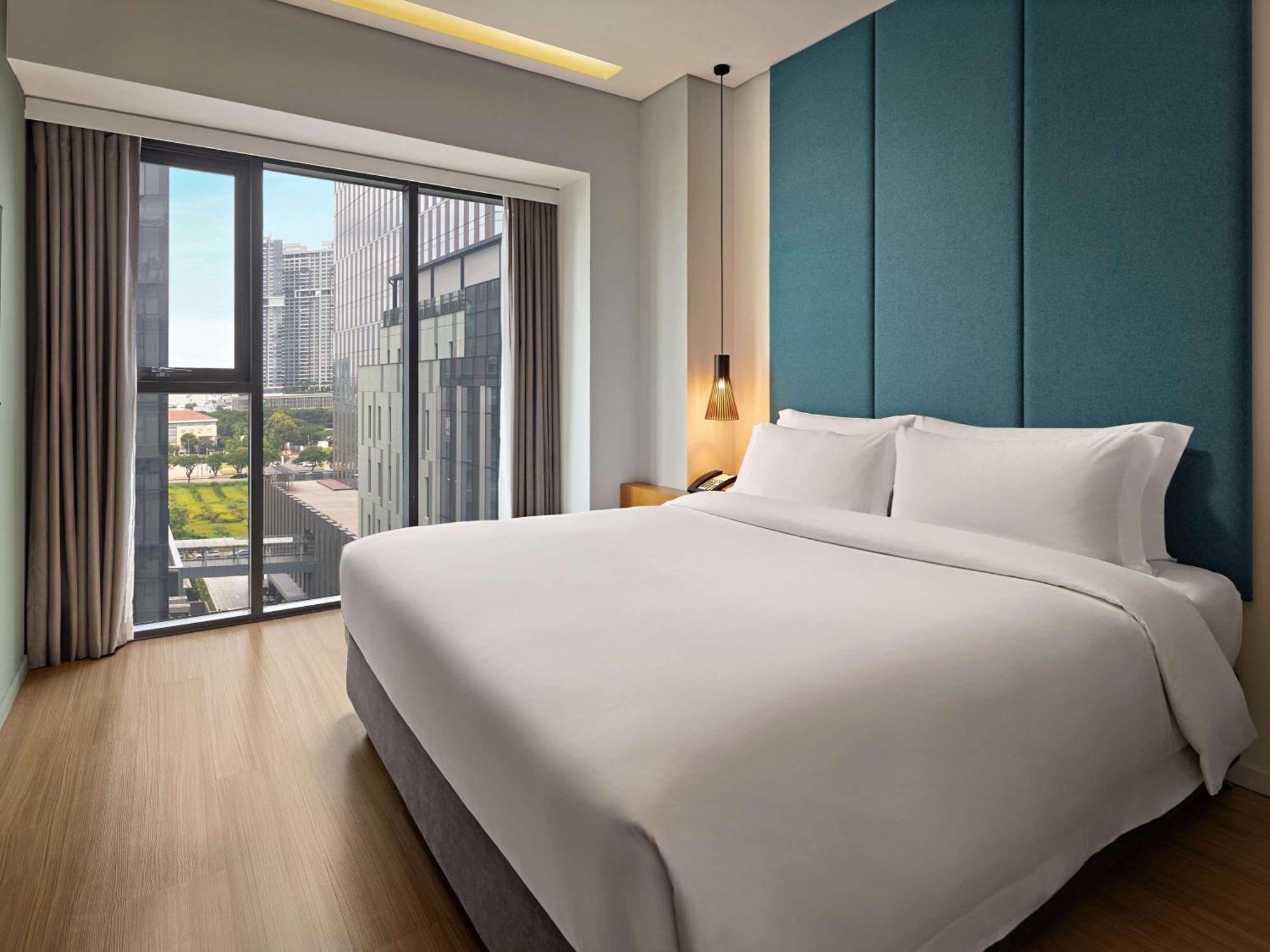 Novotel Living Saigon South Ho Chi Minh-Byen Eksteriør billede