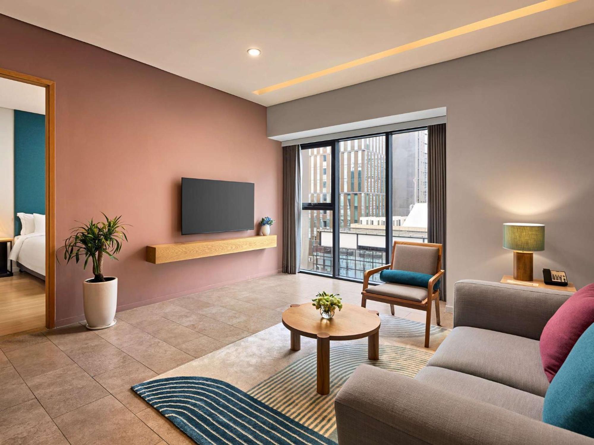 Novotel Living Saigon South Ho Chi Minh-Byen Eksteriør billede